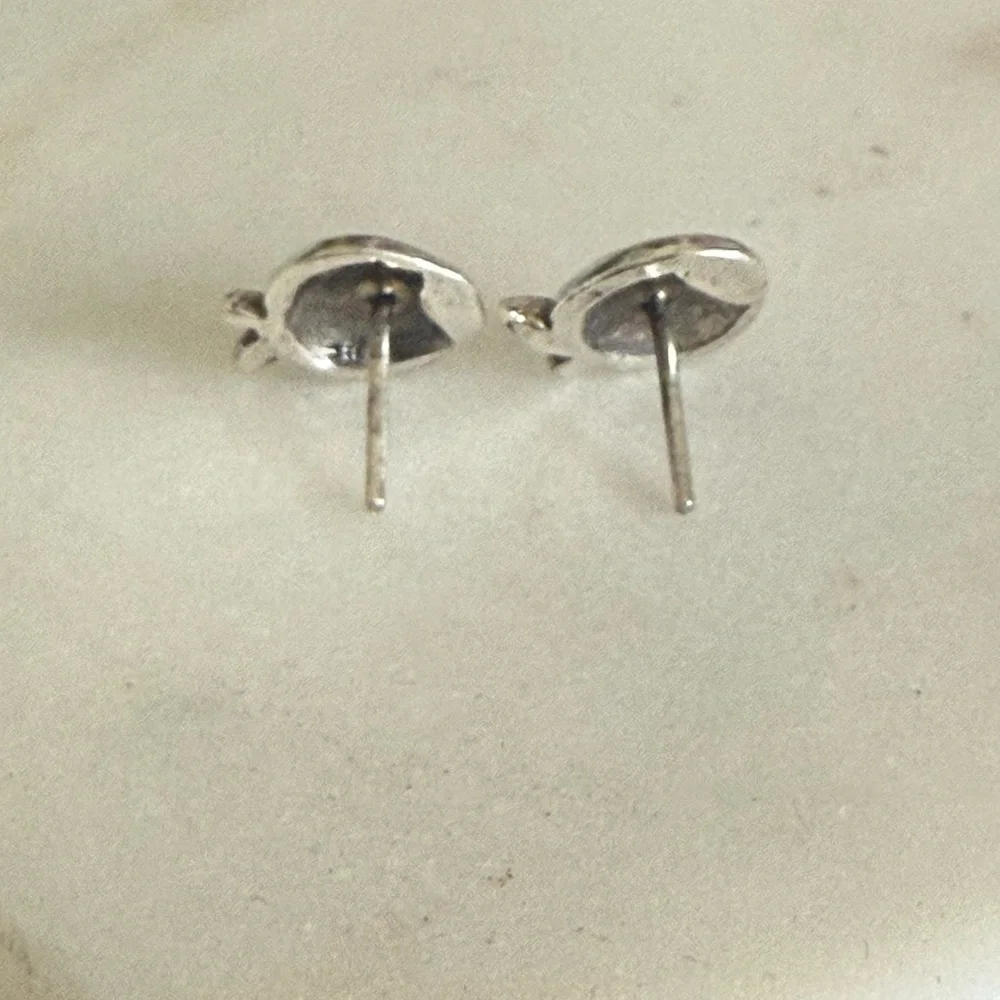 James Avery Apple stud earrings - Picture 3 of 4